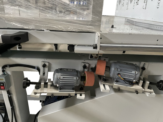 Industriële Verticale Schuimsnijder voor Sponsmatras 1.74kW
