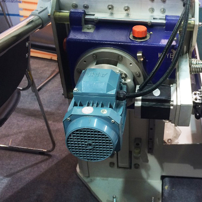Horizontale Oscillerende de Sponssnijmachine 380V 50HZ van het Bladpolyurethaan