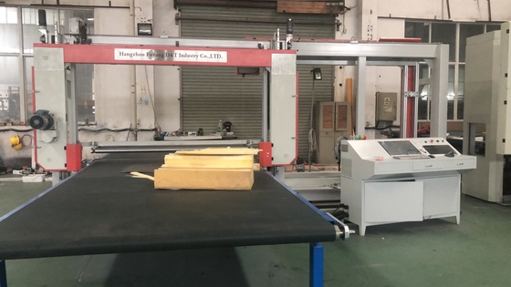 CNC Horizontaal het Schuimpu Oscillerend Blad Automatische 6kw van de Sponssnijmachine