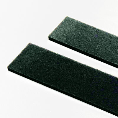 Automatische Verticale Sponspe de Machine Snelle Snelheid 600mm van de Schuimsnijder