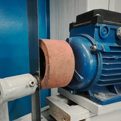 Automatische Verticale Sponspe de Machine Snelle Snelheid 600mm van de Schuimsnijder