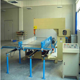 D&T Pu-het Polystyreencnc van de Schuimsnijmachine Verticale Sponssnijmachine met Ce