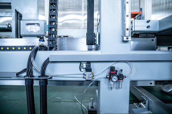 0.5mm de Snijmachine van het Precisiepu Schuim met Verticaal Blad